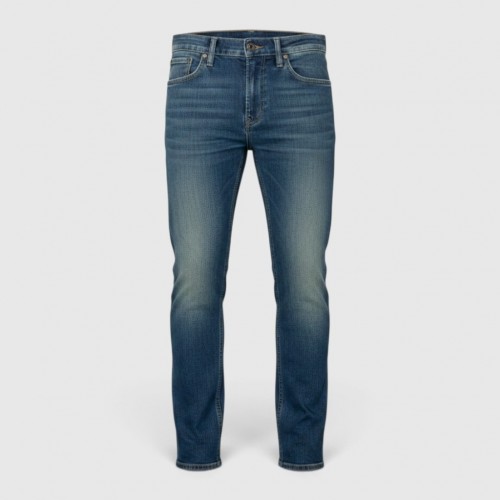 Levi’s Classic Blue Slim Jeans / Pre-Owned